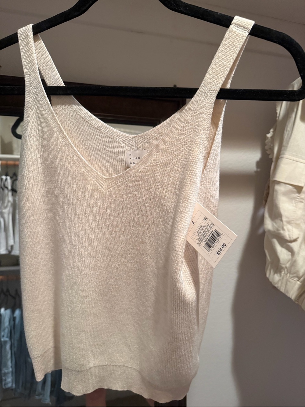 Cream V-Neck Knit Tank Top - Women